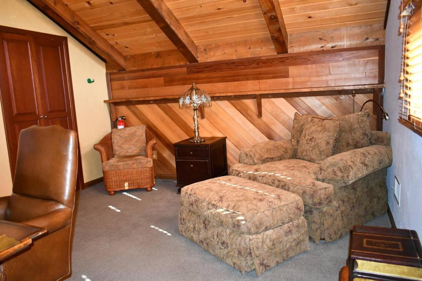 Boulder Ski Lodge Townhome, Views, Dog Friendly